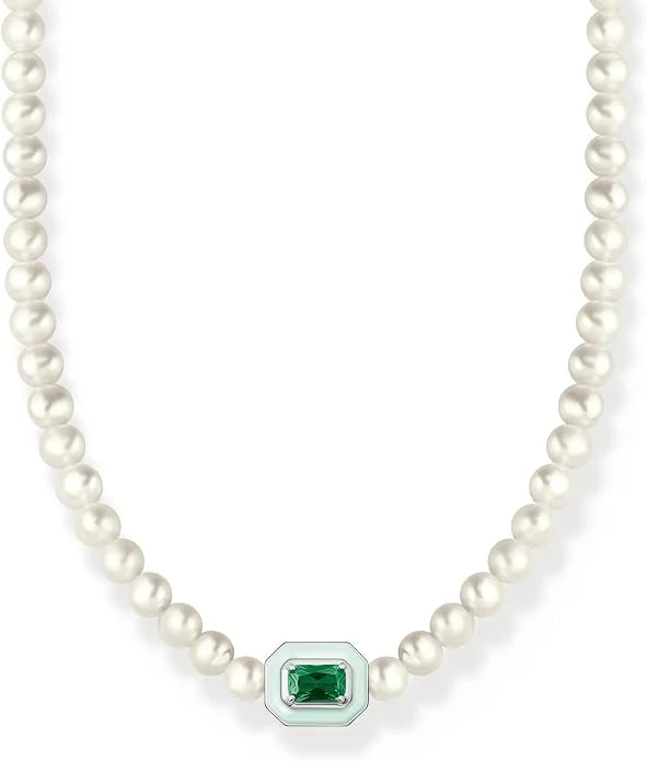 Collana di Perle con Pietra Verde Decorativa
